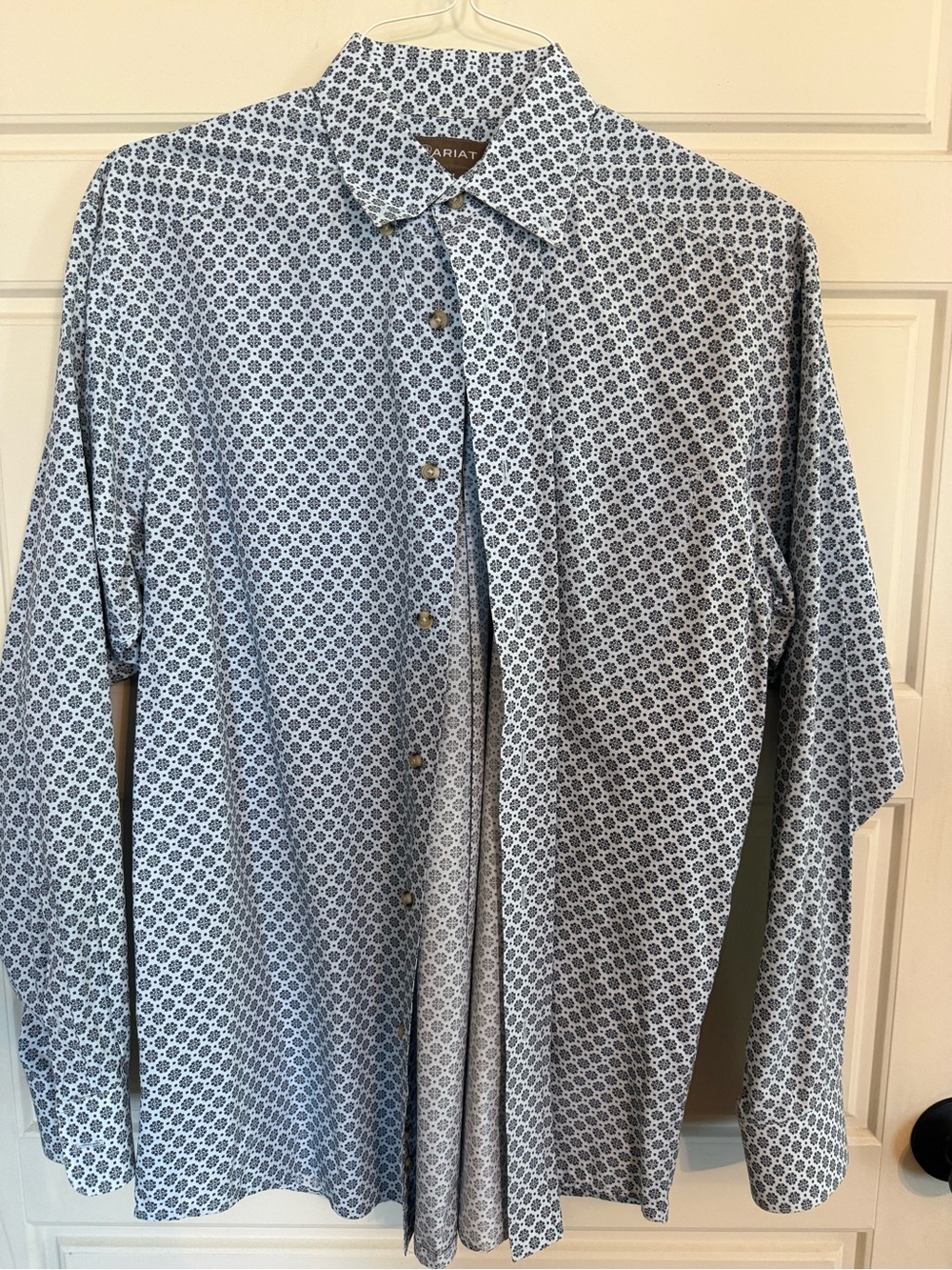 Ariat Men’s Light Blue Geo-Print Button-Down Shirt